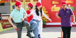 Mái ấm gia đình Việt: “Anh Ba” Ngọc Sơn kết hợp cùng Diễm My 9x mang về 95 triệu đồng cho các em nhỏ mồ côi