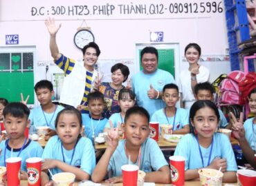 Quán ăn hạnh phúc: Phi Phụng, Võ Tấn Phát thích thú khi cô chủ tiệm bánh tài trợ bánh kem sinh nhật cho lớp học tình thương