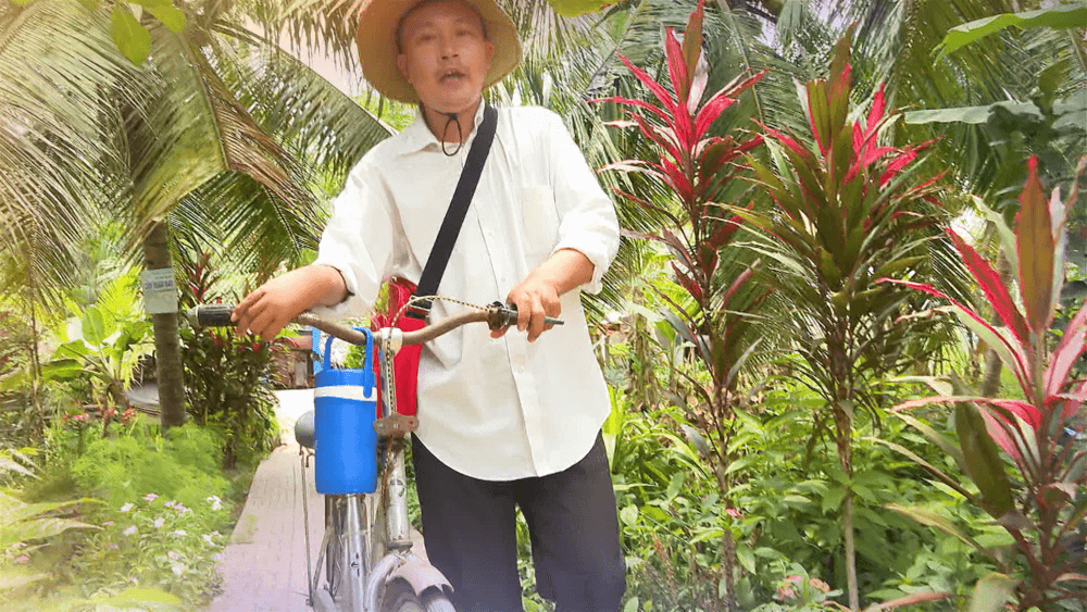 Thần Tài Gõ Cửa: “Thần tài” Đình Toàn trao 42 triệu đồng cho đôi vợ chồng khuyết tật ở Trà Vinh