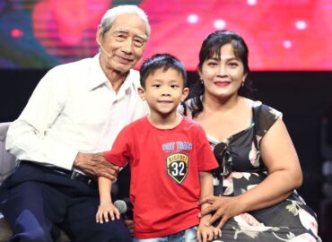 Sân khấu đầu tiên: MC Vũ Mạnh Cường khâm phục ‘ông tiên’ đã dành hơn 20 năm giúp đỡ người khuyết tật