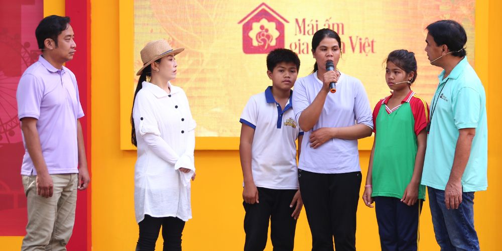 Mái ấm gia đình Việt: Quyền Linh gặp Đình Hiếu, khẳng định không phải ai cũng có thể dẫn chương trình về thiện nguyện 