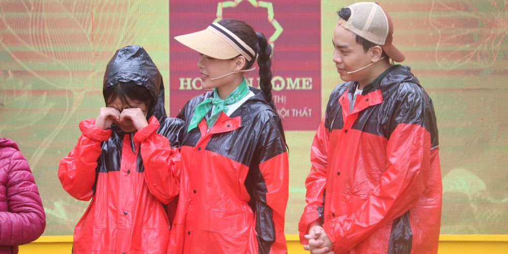 Mái ấm gia đình Việt: Quyền Linh cảm phục vì Thúy Diễm tạm gác “chạy show” để tham gia chương trình