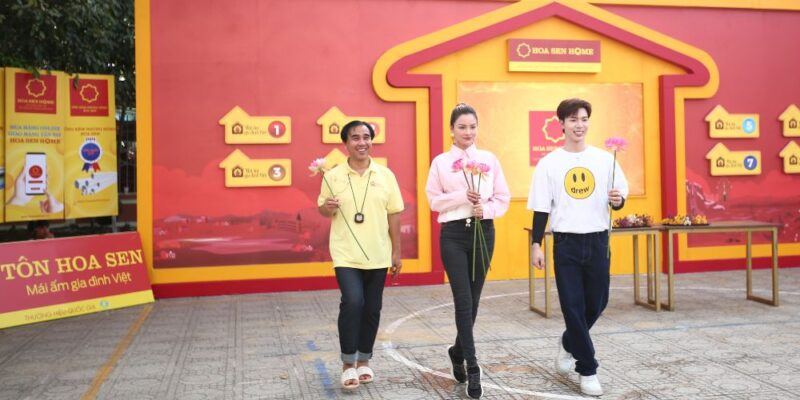 Mái ấm gia đình Việt: Siêu mẫu Vũ Thu Phương và ca sĩ Erik góp sức mang về giải thưởng 105 triệu cho trẻ em mồ côi