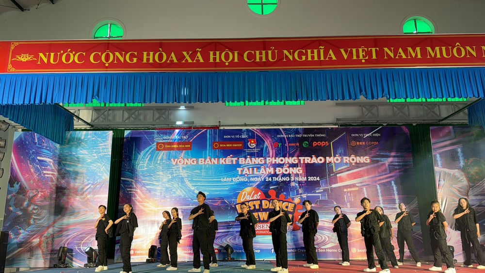 Dalat Best Dance Crew 2024 - Hoa Sen Home International Cup: Nhóm nhảy nhí khiến biên đạo Viết Thành vỡ oà cảm xúc