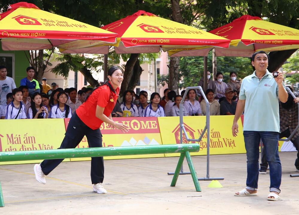 Nguyễn Thị Ánh Viên tiết lộ bản thân định “ăn gian” khi tham gia chương trình nhưng ý định không thành