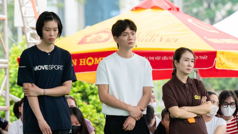 Tuấn Cry kể về tuổi thơ sớm mất cha, từng giận mẹ vì bận rộn công việc