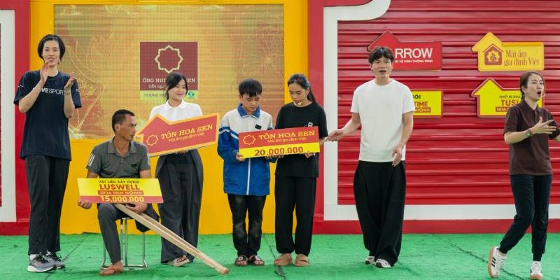 Hơn 400 triệu đồng được trao tặng cho các em nhỏ mồ côi trong tập 139 Mái ấm gia đình Việt