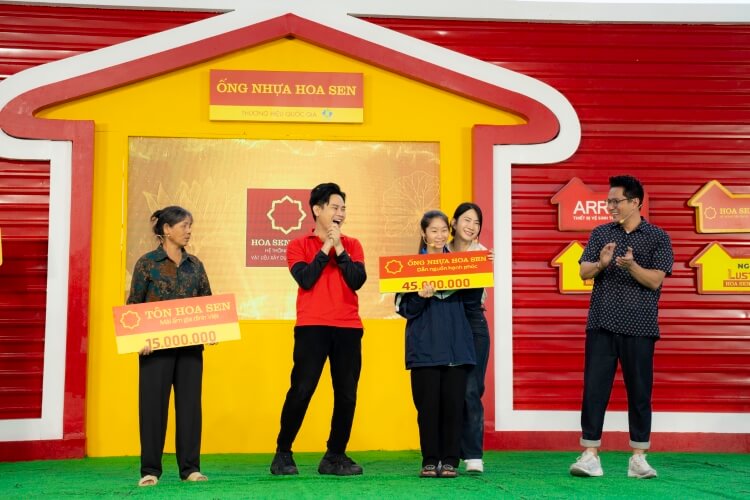 Huỳnh Lập, Ngọc Châu, Mai Ngô cùng nhiều nghệ sĩ tham gia ghi hình Mái ấm gia đình Việt tại Đà Nẵng