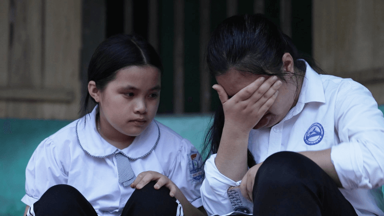 Tuấn Cry kể về tuổi thơ sớm mất cha, từng giận mẹ vì bận rộn công việc
