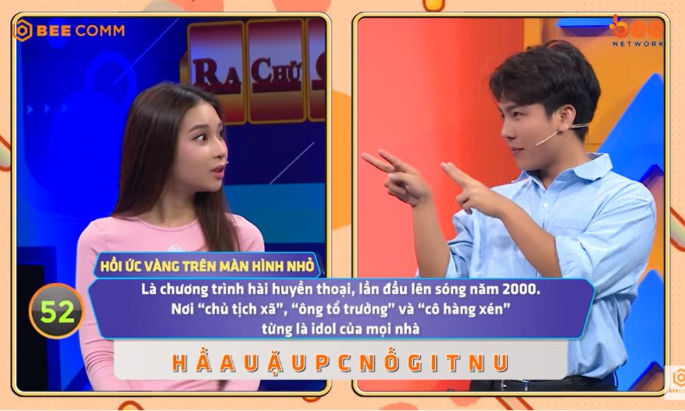 Úm Ba La Ra Chữ Gì?: MC Đại Nghĩa thích thú trước màn tung hứng duyên dáng của hai đội chơi