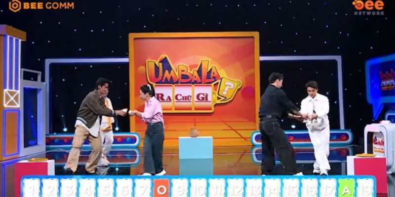 "Úm Ba La Ra Chữ Gì?" Tập 26: Đan Chi - Hoàng Long khiến MC Đại Nghĩa và cả trường quay lo lắng với vòng thi đặc biệt