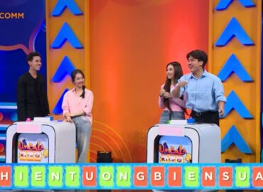 Úm Ba La Ra Chữ Gì?: MC Đại Nghĩa thích thú trước màn tung hứng duyên dáng của hai đội chơi