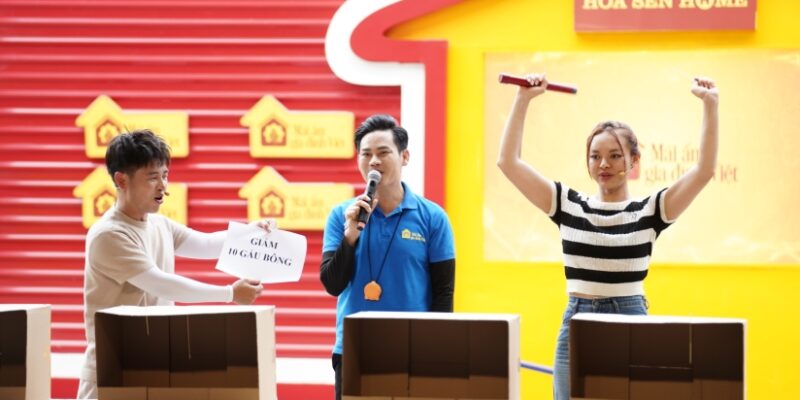 Đại Nghĩa, Quang Hà, Uyên Linh cùng nhiều nghệ sĩ tham gia ghi hình Mái ấm gia đình Việt tại Thanh Hóa