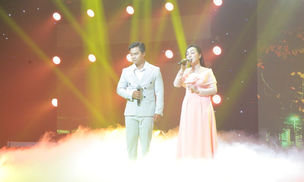 Năm Chà “rời sàn” lô tô, hóa tình nhân ngọt ngào trên sân khấu “Giai Điệu Ước Mơ”