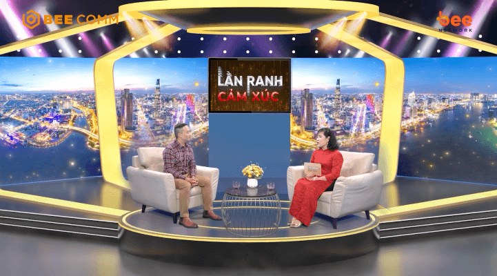 Tiến sĩ Tô Nhi A cùng chuyên gia pháp luật phân tích tình huống người phụ nữ bị tình trẻ sát hại vì đòi chia tay