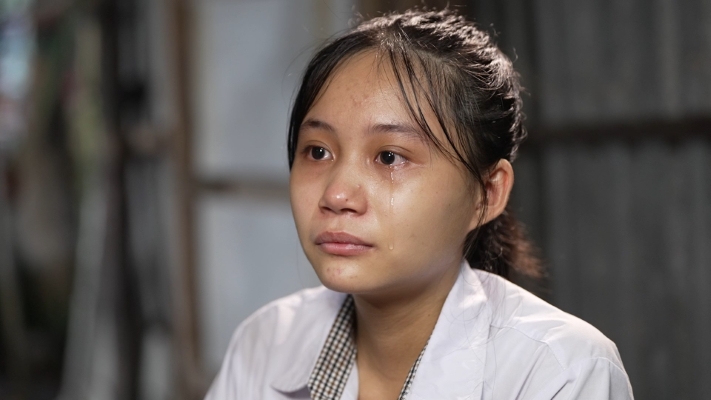 Ốc Thanh Vân, Huỳnh Lập và Tiêu Minh Phụng rơi nước mắt trước nghị lực các em nhỏ mồ côi