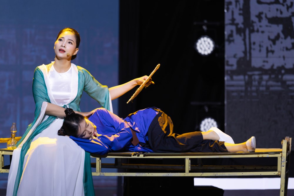 ‘Chinh phục đam mê’ tập 6: NSND Kim Xuân nhắc nhở thí sinh