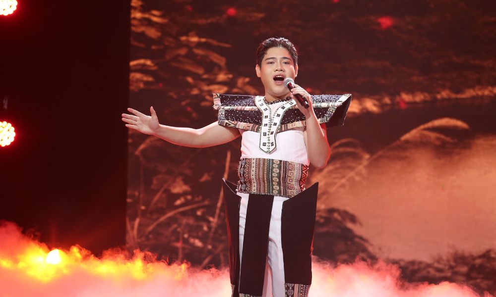 Hải Yến Idol bất ngờ tìm thấy “bản sao giọng hát” của NSND Tấn Minh tại “Tỏa Sáng Ước Mơ”