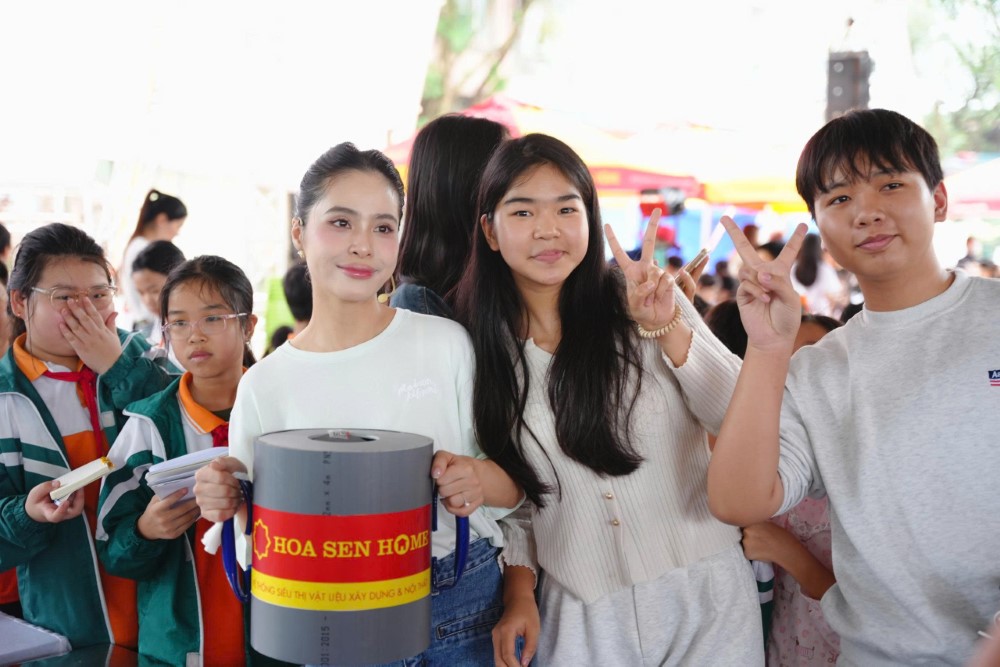 Mái ấm gia đình Việt trao hơn 1,5 tỷ đồng trong lần đầu tiên ghi hình tại Thủ đô Hà Nội