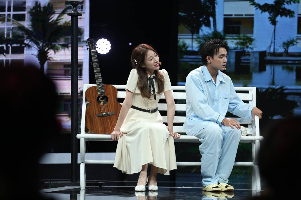 Tiết mục ‘kiếp chồng chung’ của 2 nữ thí sinh nhận lời khen từ NSND Kim Xuân