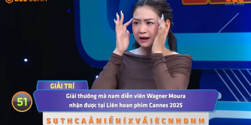 Con gái đầu lòng của Kim Tử Long gây bất ngờ với cột hơi “ấn tượng” tại “Úm Ba La Ra Chữ Gì?” mùa 7