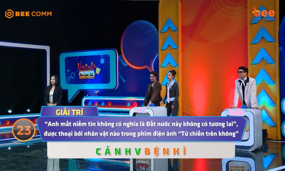 Đội chơi của “ca sĩ 3 tỷ view” Phan Như Thùy thắng lớn tại “Úm Ba La Ra Chữ Gì” mùa 7