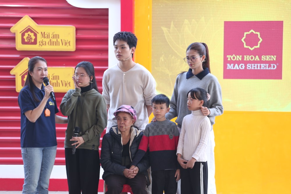 “Mái ấm gia đình Việt” trao hơn 2,5 tỷ đồng cho 18 hoàn cảnh khó khăn tại Hải Phòng