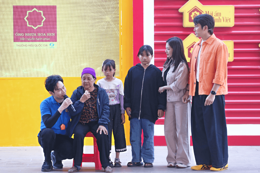 “Mái ấm gia đình Việt” tập 179 trao hơn nửa tỷ đồng cho các em nhỏ mồ côi