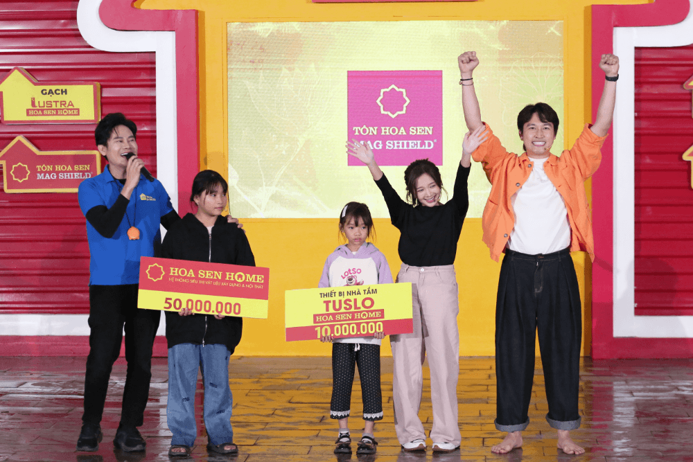 Song Luân, Anh Tú, Đỗ Nhật Hoàng hội ngộ tại “Mái ấm gia đình Việt” ghi hình tại TP.HCM