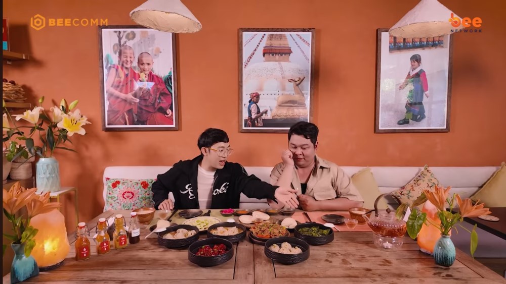 Quán ăn hạnh phúc tập 54 Năm Chà và Bảo Bảo thích thú khám phá ẩm thực Tây Tạng giữa lòng TP.HCM