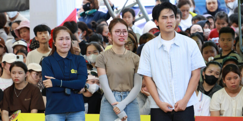Hương Tràm xúc động, Khánh Vy nghẹn ngào trở về quê hương tham gia ghi hình Mái ấm gia đình Việt