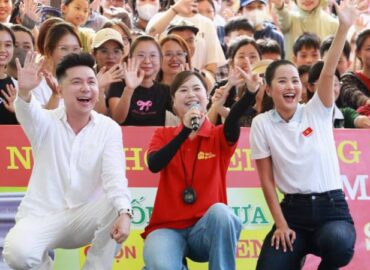Khán giả cùng Lâm Vỹ Dạ, Minh Vương M4U, Hương Ly mang về gần 1,2 tỷ đồng cho hoàn cảnh khó khăn