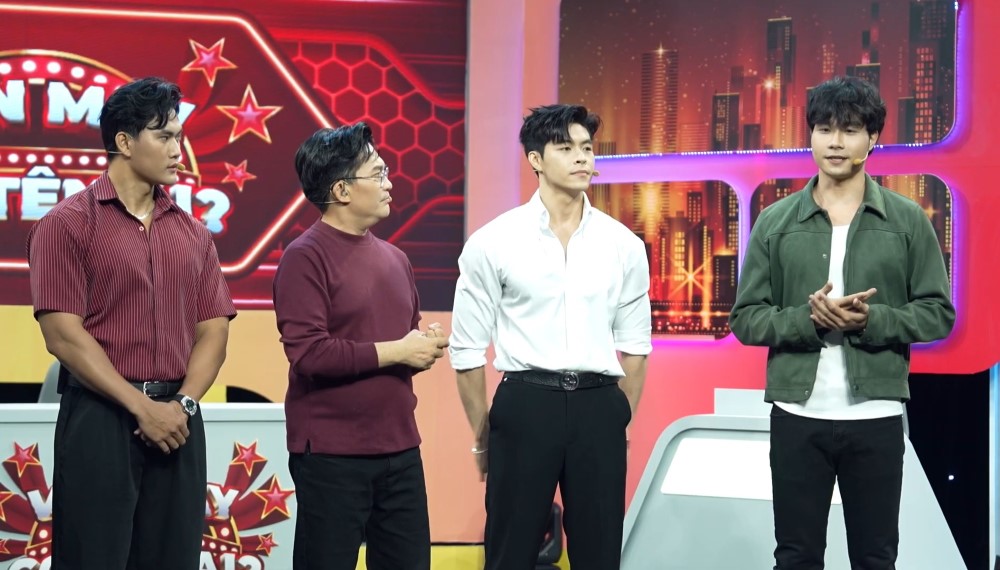 Vận May Gọi Tên Ai tập 21 MC Đại Nghĩa “thu mình” trước dàn nam vương, á vương cao lớn trên sóng truyền hình