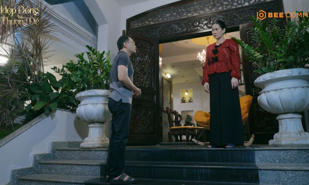 Bà Liên hoảng loạn khi nghi chồng nảy sinh tình cảm với con gái trong "Hợp Đồng Từ Thượng Đế" 