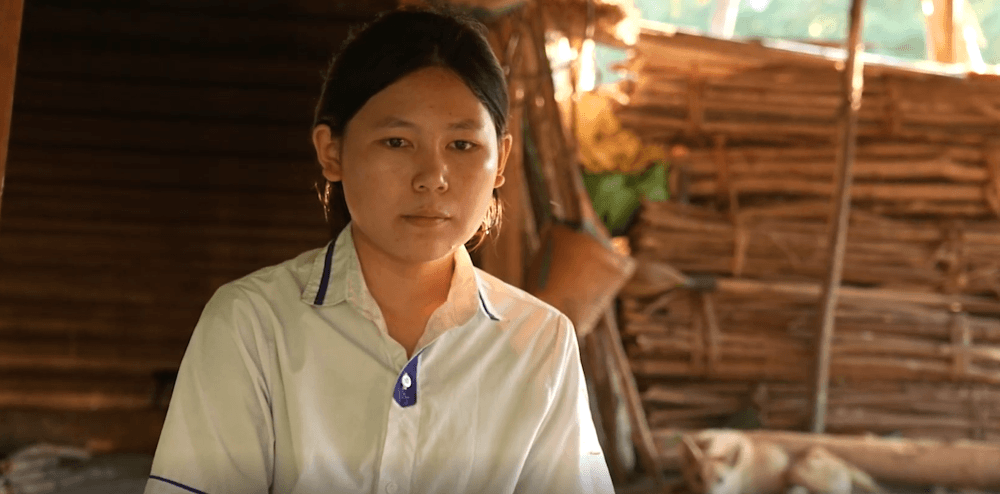 Nguyễn Trần Trung Quân tặng máy tính, hứa đồng hành cùng cậu bé 15 tuổi đến đại học