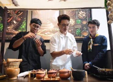 Quán ăn hạnh phúc tập 68 Năm Chà và Nam Khánh thích thú khám phá Bảo tàng Phở, từ tìm hiểu văn hóa đến thưởng thức món ngon