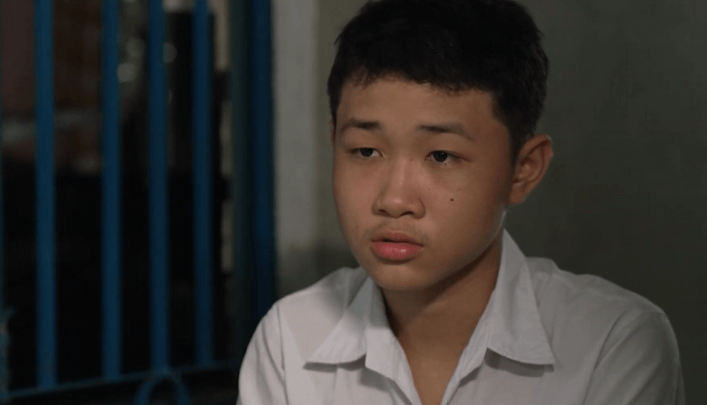 Trương Quỳnh Anh bật khóc khi hai chị em mồ côi chỉ ước một bữa cơm có đủ cha mẹ 