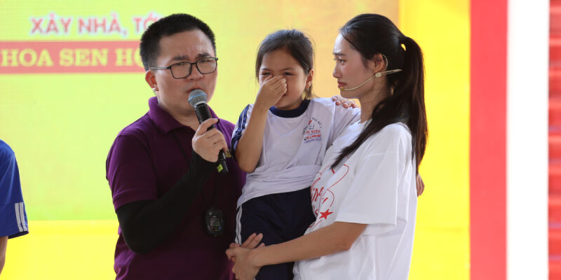 MC Đại Nghĩa xúc động trước người mẹ sẵn sàng từ bỏ hạnh phúc mới để trở về chăm sóc con trai bị bệnh K máu