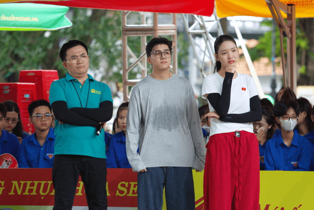MC Đại Nghĩa, Đoàn Minh Anh rơi nước mắt trước cậu bé 11 tuổi giấu nỗi đau, sớm làm chỗ dựa cho mẹ sau khi cha qua đời