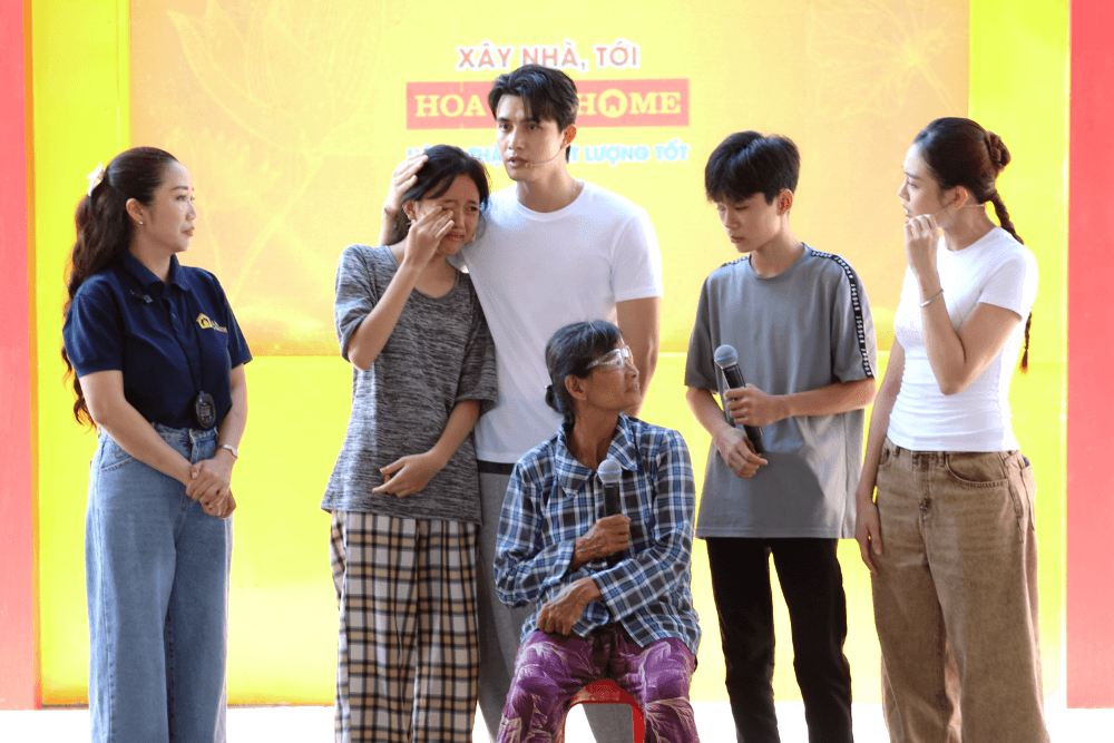 Kỷ niệm 4 năm lên sóng, Mái ấm gia đình Việt trở lại Ninh Bình tiếp sức 18 em nhỏ có hoàn cảnh khó khăn